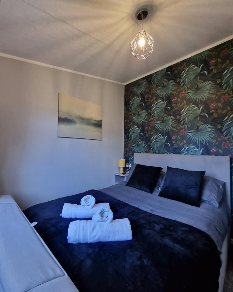 4 Bed Luxury Lodge With Hot Tub Near Lake District Warton المظهر الخارجي الصورة
